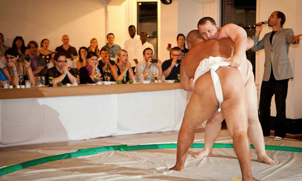 sumo sushi show